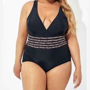 Women’s swimsuit one piece. Size XXL. Brand New